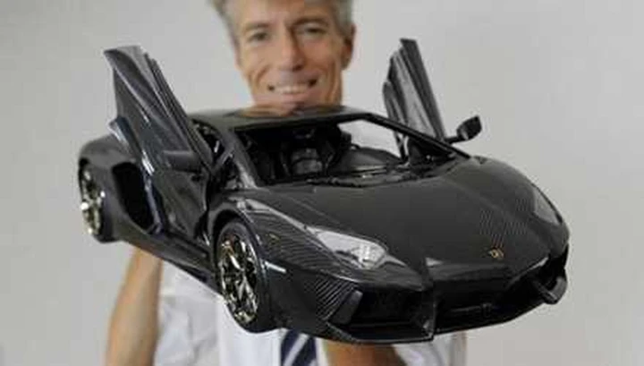 Lamborghini Aventador: il modellino costa 12 volte l'auto