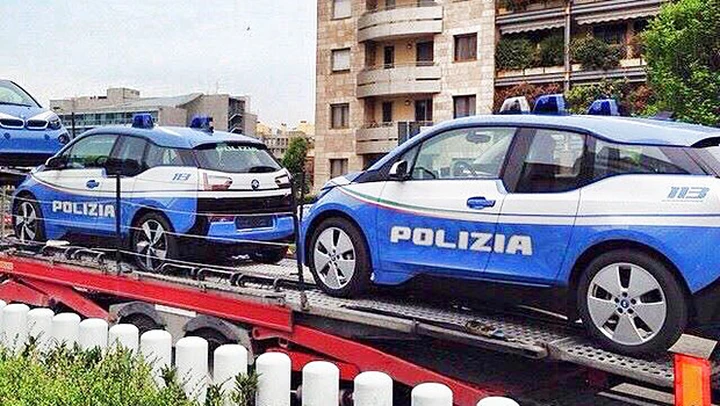 BMW i3 elettriche le nuove auto della Polizia