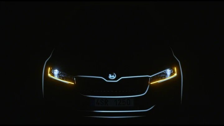 Nuova Skoda Superb 2019: presto il debutto