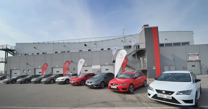 Seat Leon ST, dal fango alla pista