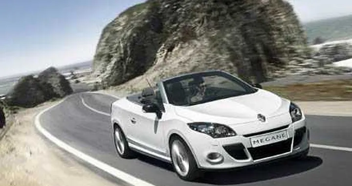 Renault Mégane CC: da giugno da 28.900 euro