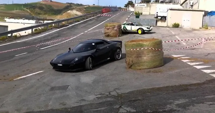Lancia New Stratos VS Lancia Stratos, sinfonie di motori: ecco il video