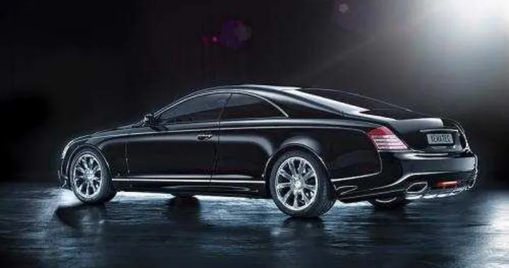 Maybach 57S by Xenatec: la limousine diventa coupé