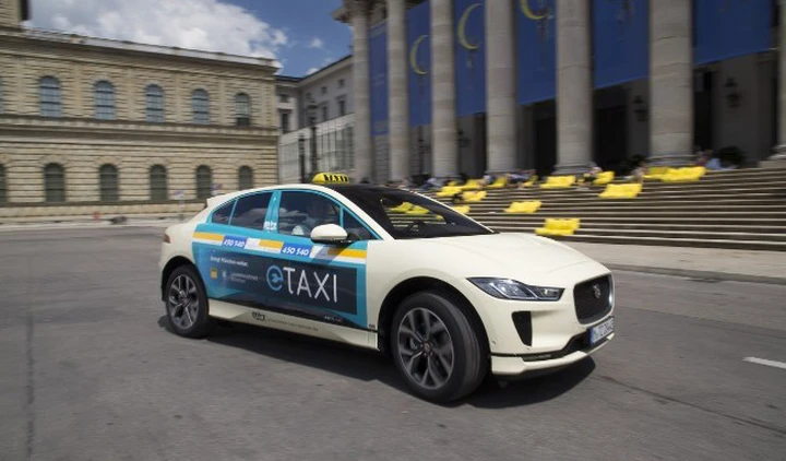 Jaguar I-Pace: a Monaco diventa un Taxi elettrico
