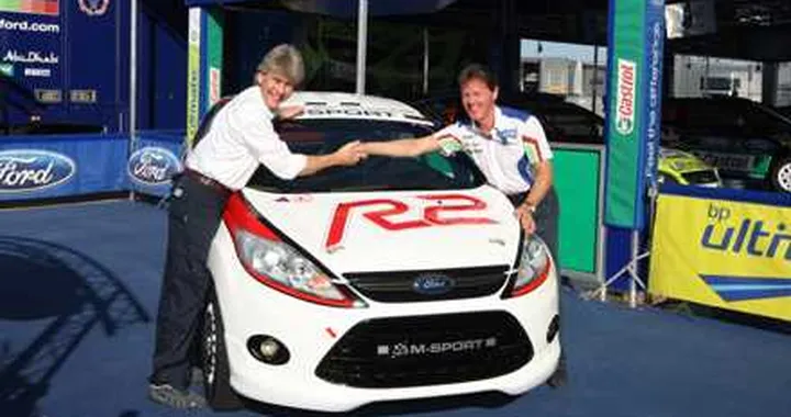 Rally: in Sardegna presentata la Ford Fiesta R2