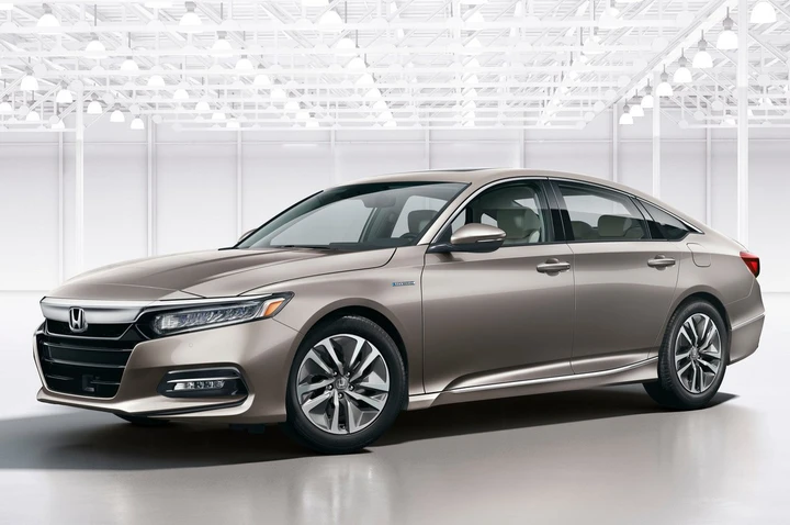 Honda Accord: ecco la decima generazione