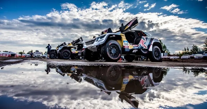 Peugeot: Loeb vince la terza tappa del Silk Way Rally