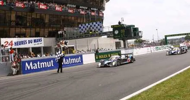24 Ore di Le Mans: vittoria alla Peugeot 908 HDi