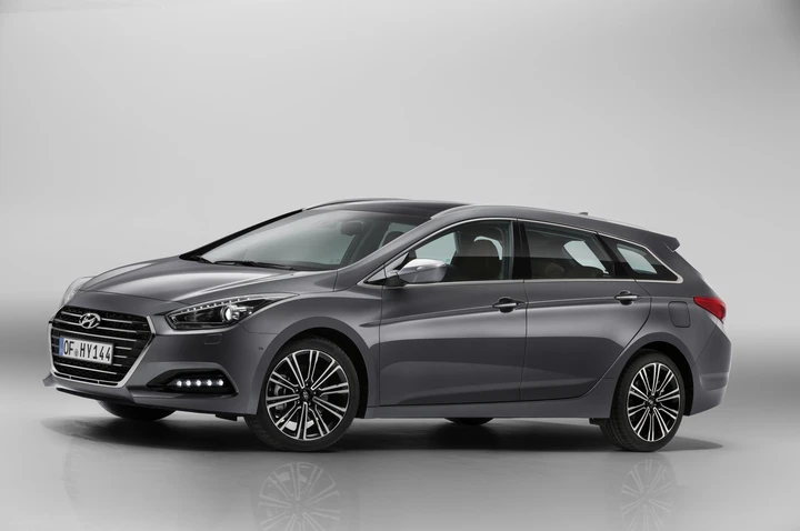 Hyundai i40 2015: le foto ufficiali