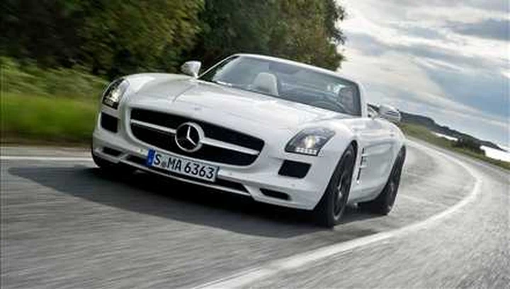 Mercedes SLS AMG Roadster, le nuove immagini