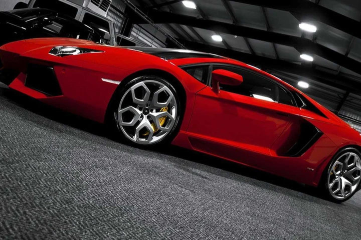 Lamborghini Aventador by Kahn Design