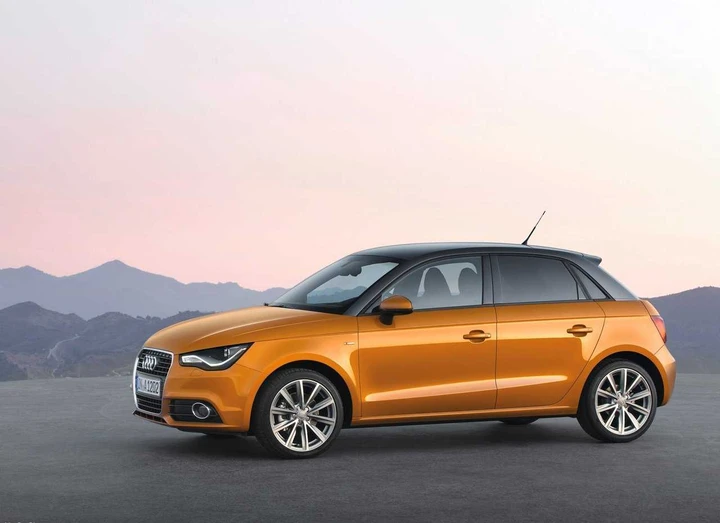 Audi A1 Sportback: debutto su Facebook