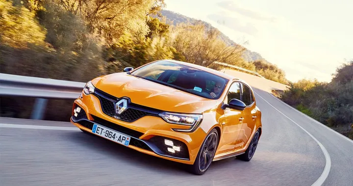 Nuova Renault Megane R.S. 2018: per appassionati della guida sportiva