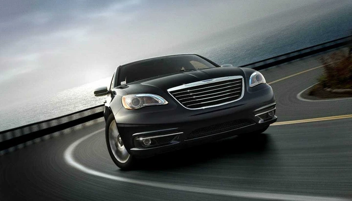 Chrysler 200 Model Year 2011