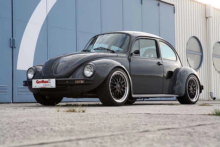 Bugster: il Maggiolino che nasconde una Boxster