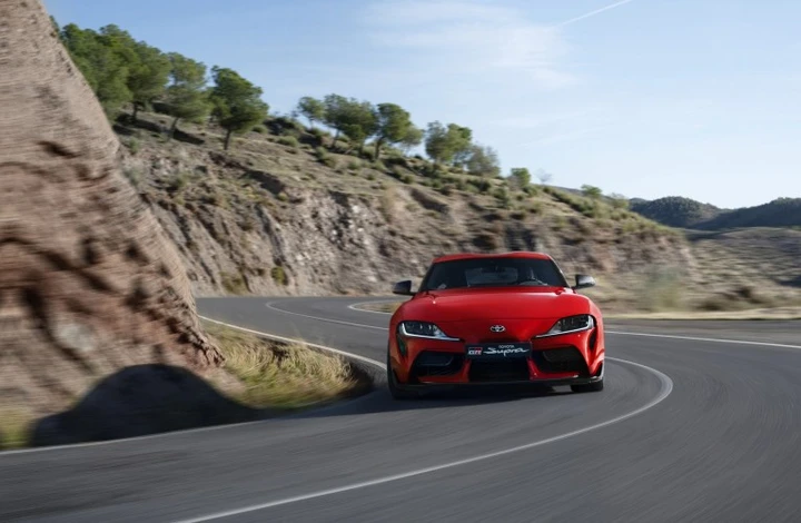 Toyota GR Supra e GR Supra GT4: foto inedite