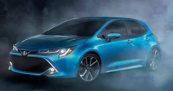 Nuova Toyota Corolla: sarà in anteprima al Salone di New York
