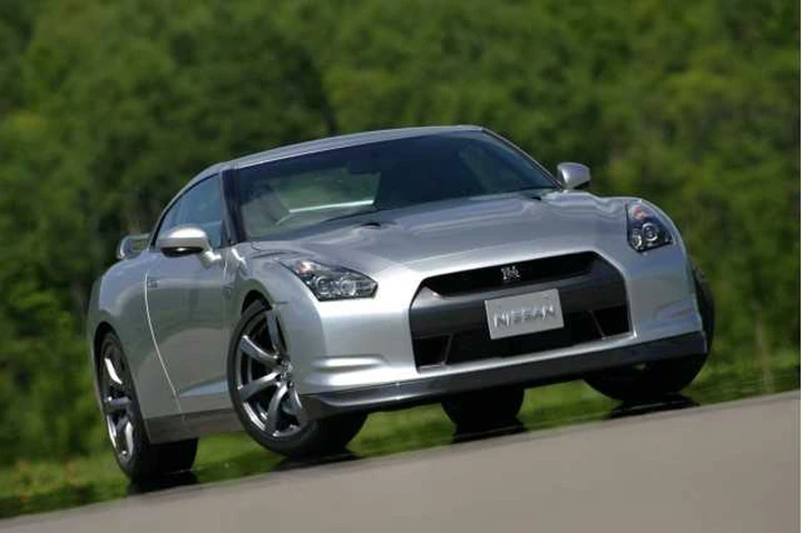 Nissan: una GT-R elettrica all'orizzonte?