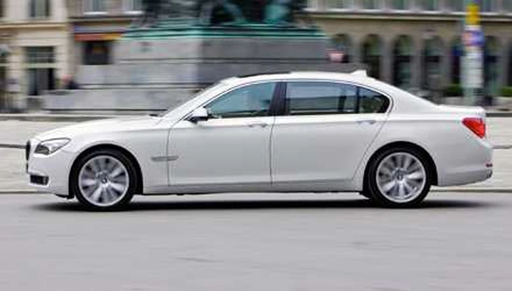 BMW 760i e 760Li: le nuove 12 cilindri bavaresi