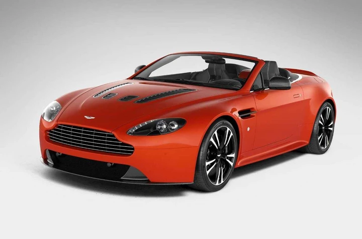 Aston Martin V12 Vantage Roadster