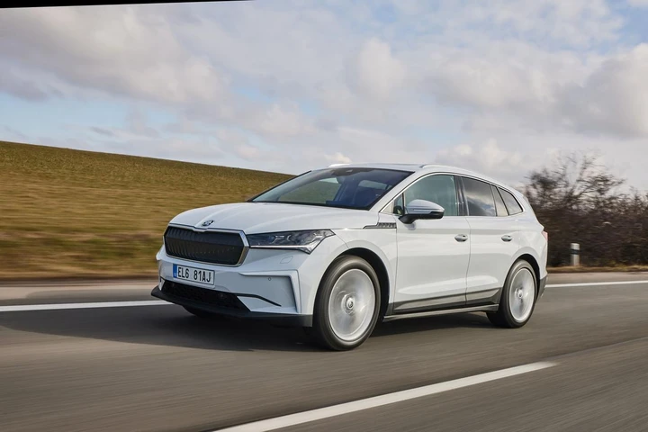 Skoda Enyaq ed Enyaq Coupé: arriva in Italia la nuova formula di noleggio flessibile
