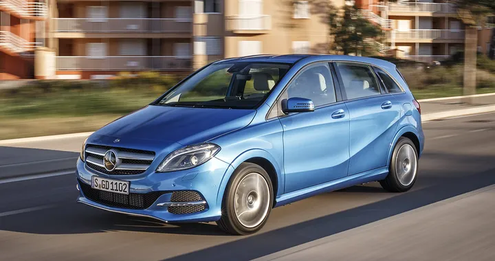 Mercedes Classe B 2015, restyling di sostanza