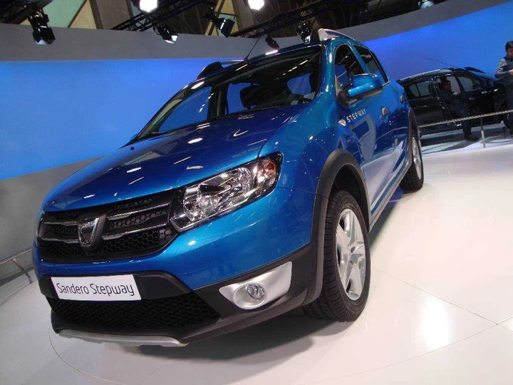 Stand Dacia al Motor Show 2012