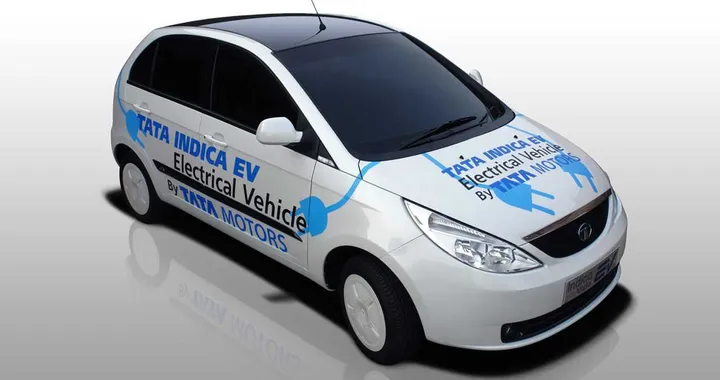 Tata Indica Vista EV: la carica dei 200