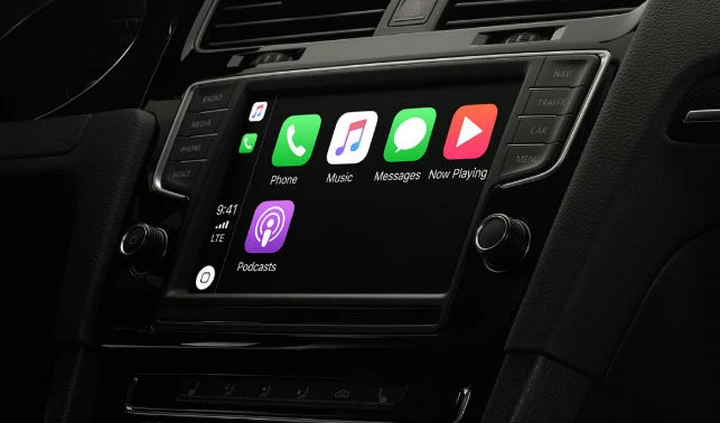 Apple CarPlay: ora arriva anche WhatsApp