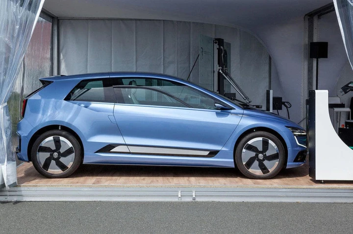 Volkswagen Gen.E, la concept che anticipa l’elettrica del futuro