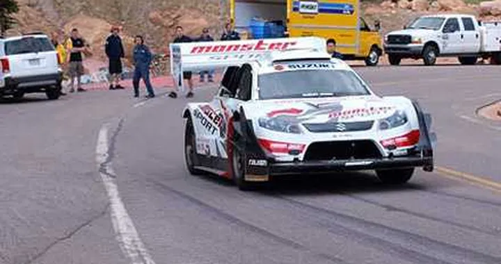 Pikes Peak: buona la terza per 
