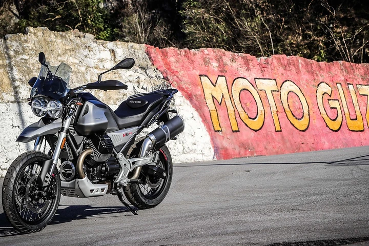 Moto Guzzi V85 TT: scatta l'ora della produzione