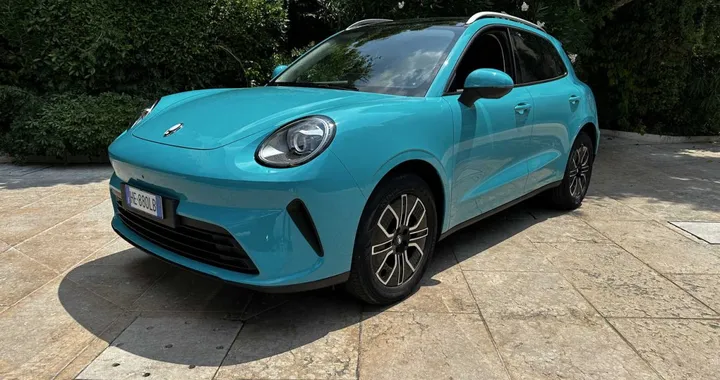 GWM ORA 5: il marchio cinese debutta in Italia con un C-SUV