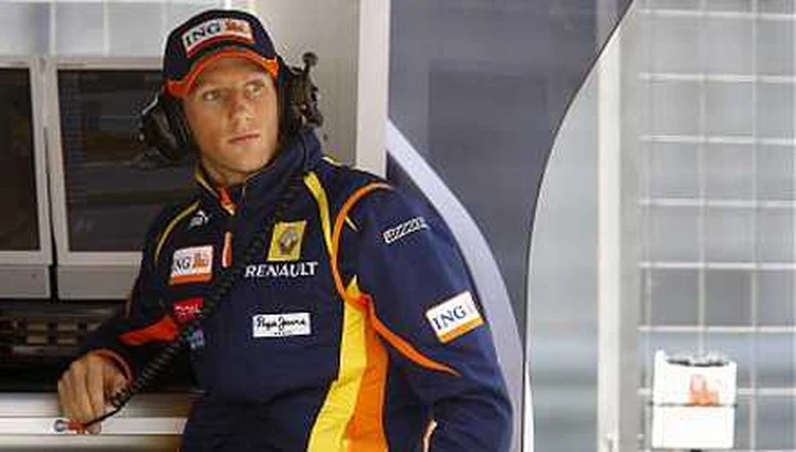 Alonso e Grosjean su Renault a Valencia
