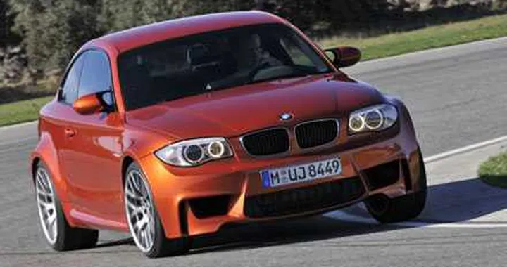 La BMW Serie 1 M Coupé in azione in un video