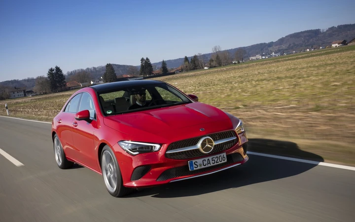 Nuova Mercedes CLA Coupé: nuove foto ufficiali