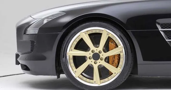 Mercedes: una SLS dalle 