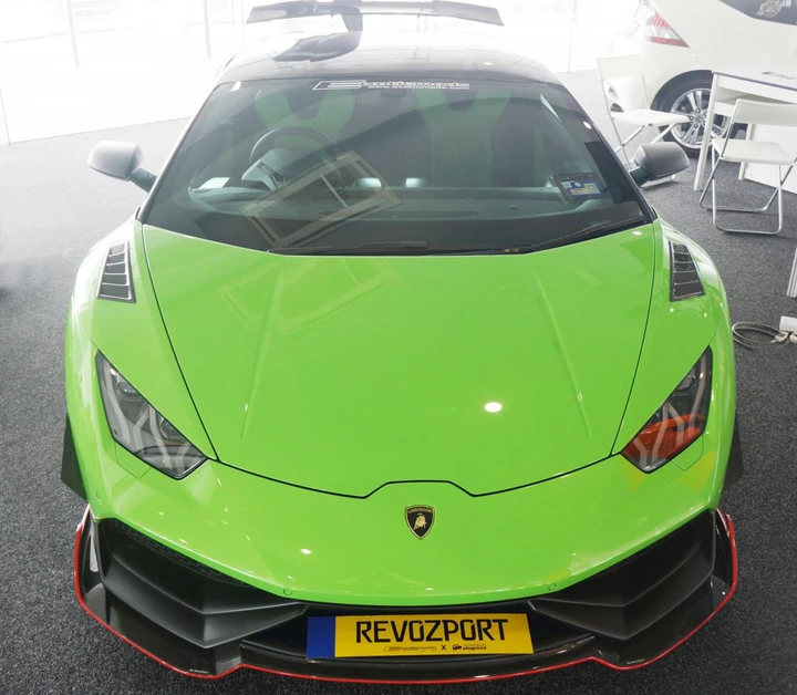 Lamborghini Huracan by RevoZport