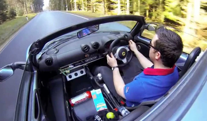 Nuova Lotus Exige S Roadster: il video ufficiale
