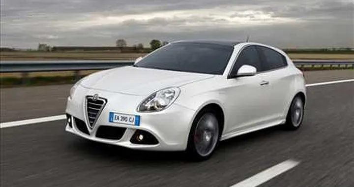 Alfa Romeo Giulietta è la compatta più venduta in Italia