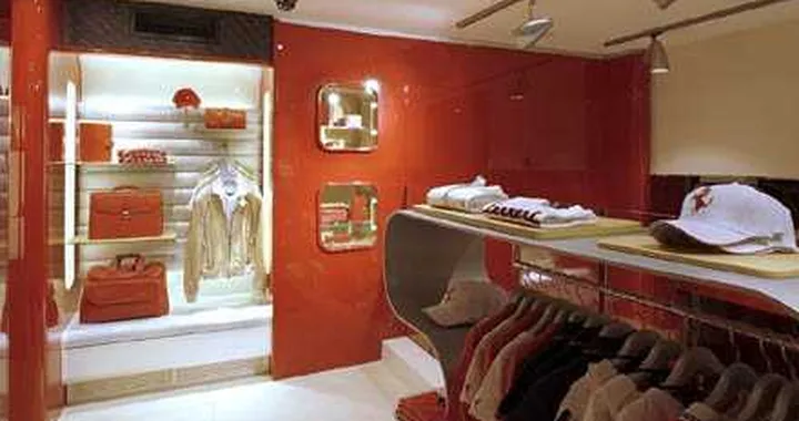 Ferrari approda a Firenze: ecco lo store numero 26