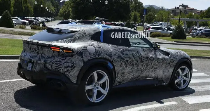 Ferrari Purosangue, test misteriosi: arrivano nuovi ADAS?