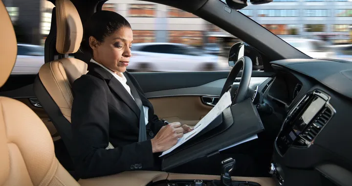 Volvo: joint venture con Autoliv per la guida autonoma