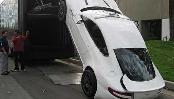 Come rovinare un'Aston in pochi secondi