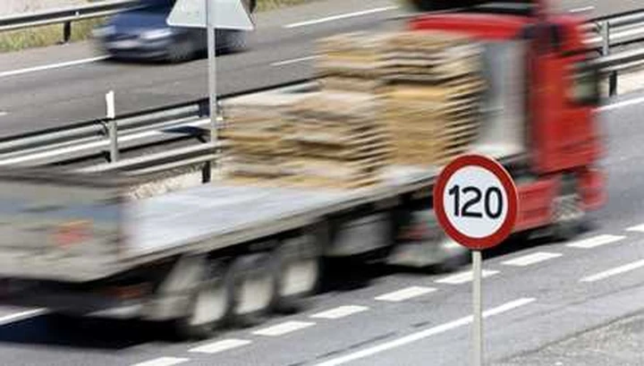 Limiti di velocità e tasso alcolemico: quali sono nelle principali mete estive