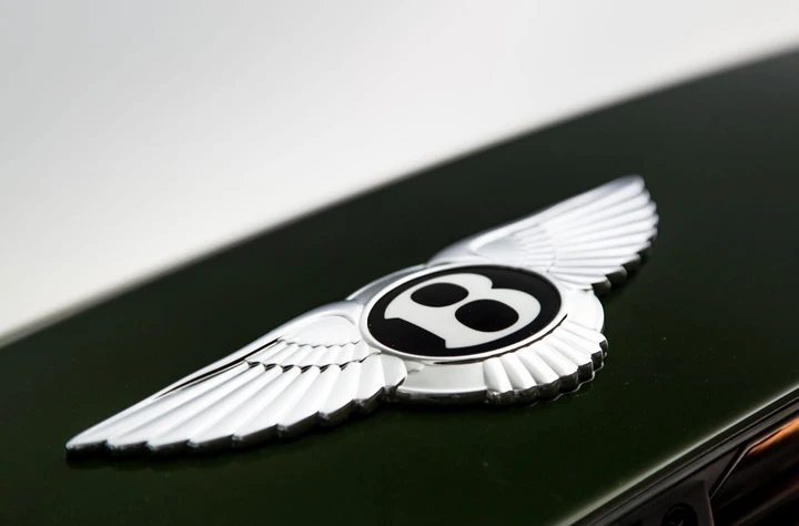 Bentley: una ammiraglia top di gamma allo studio?