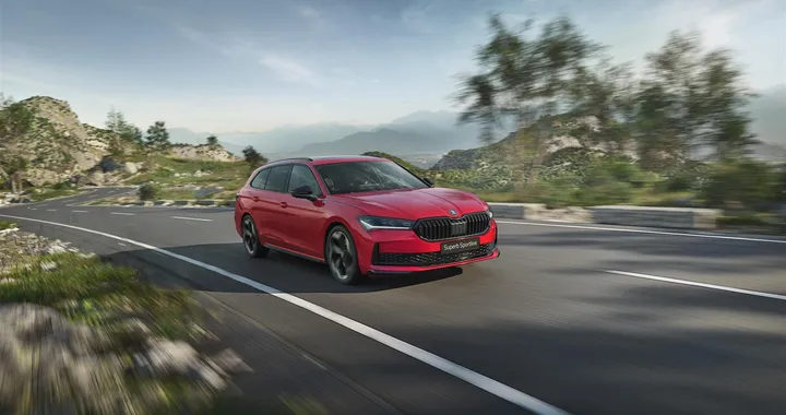 Nuova Skoda Superb Sportline: sportività e comfort in un’auto di classe