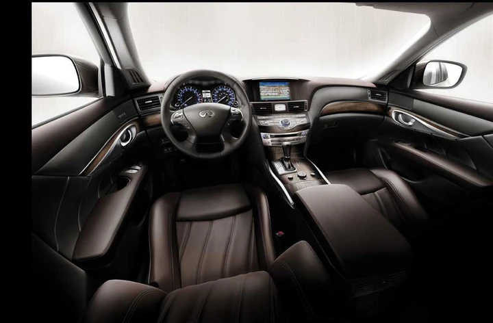 Infiniti M Hybrid