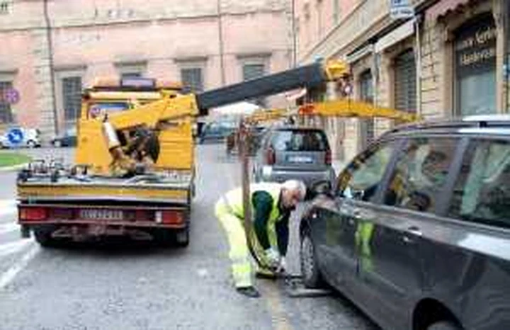 Cassazione: l'auto rimossa causa stress? Risarcito!