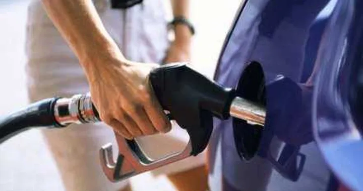 Prezzo benzina: un calo in vista?